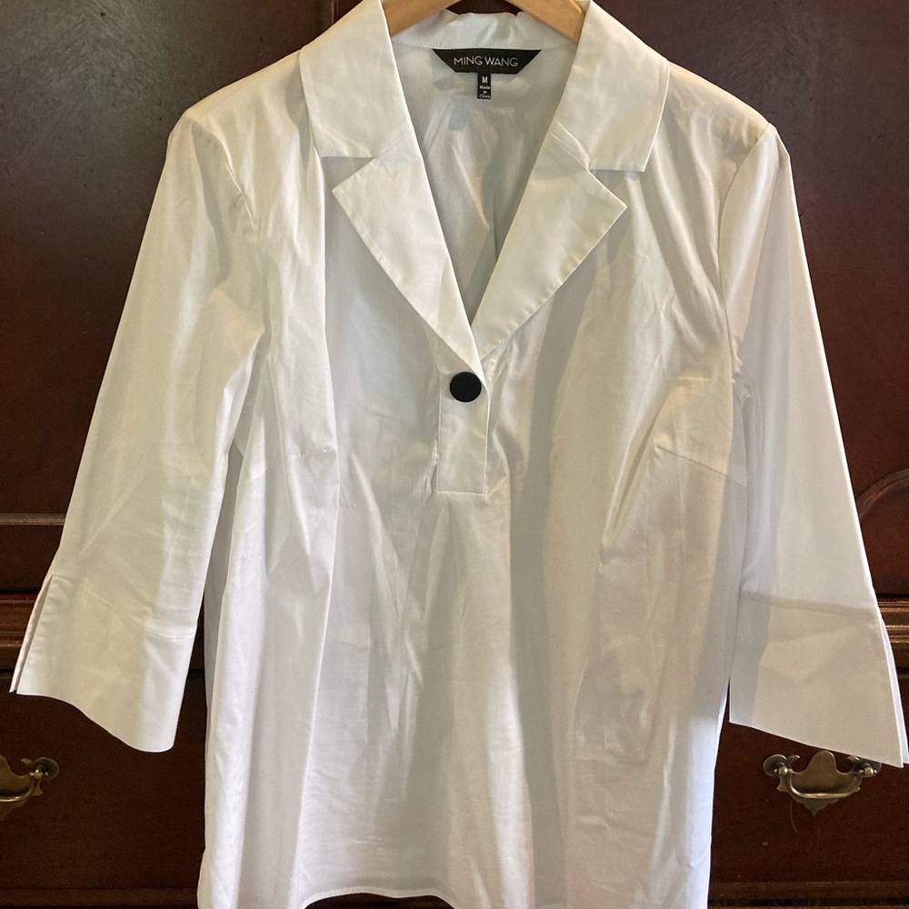 Ming Wang blouse, 3/4 length sleeves, 27” length from shoulder to hem